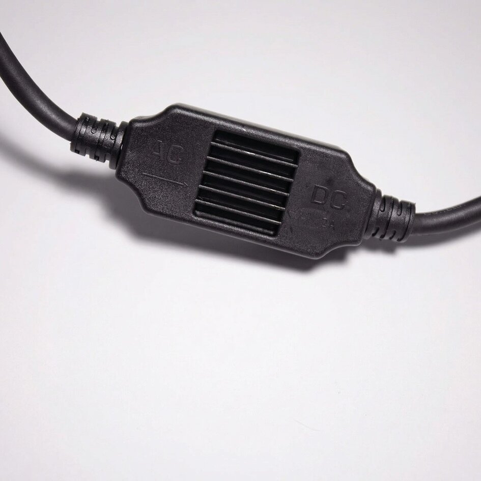 Czarny adapter łączący E27 – do łączenia lub przedłużania girlandów świetlnych i przewodów z wtyczkami
