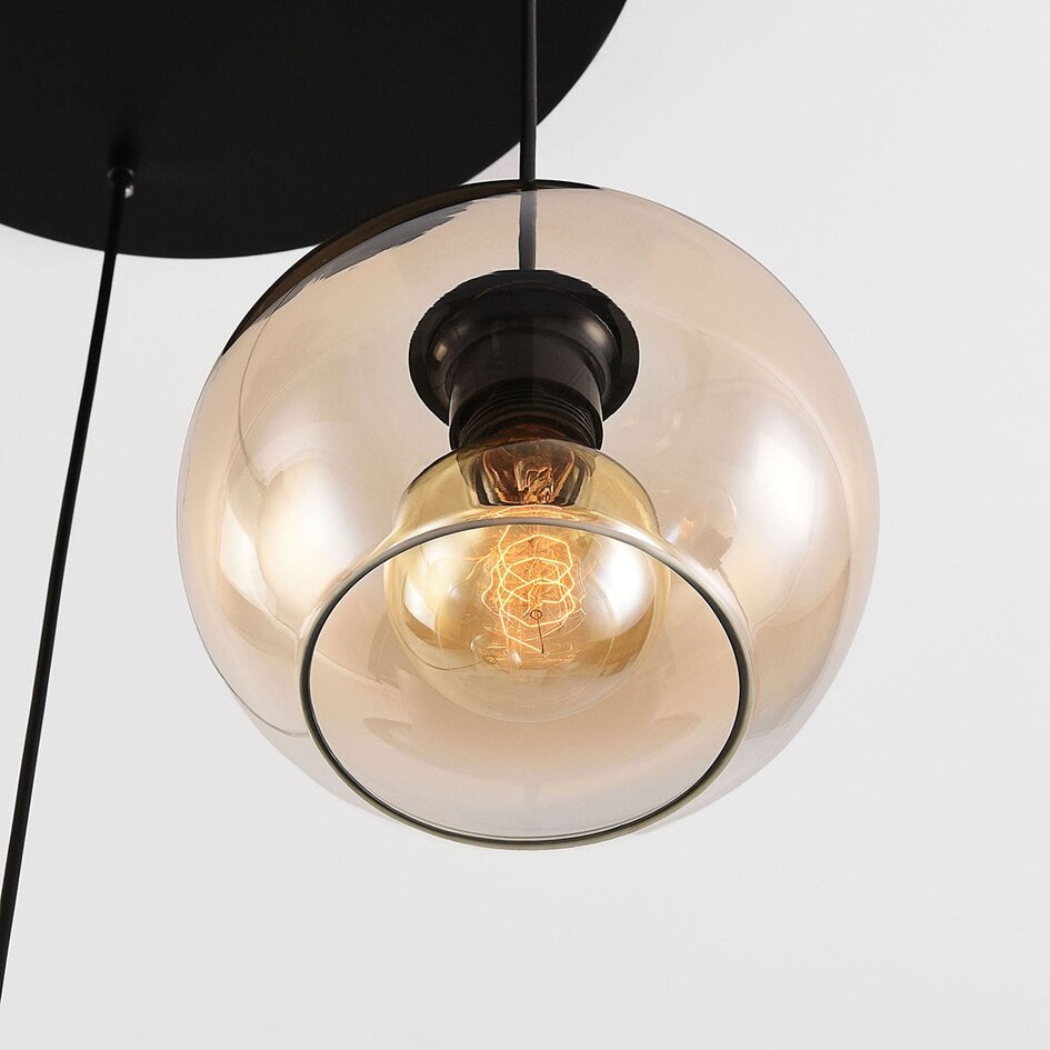 3 światła lampa wisząca Olare ze szkłem ombre w kolorze bursztynu