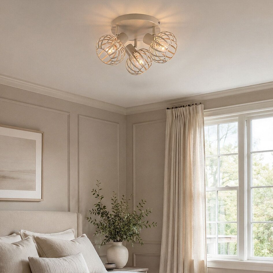 Lampa sufitowa Kelly z 3 obrotowymi metalowymi kloszami - piaskowo-beżowa