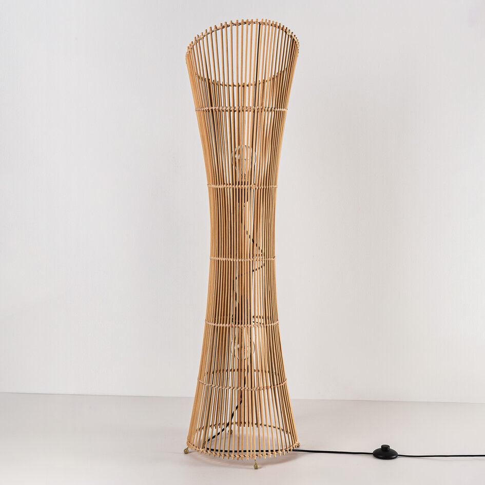 Lampa podłogowa Floris z plecionego bambusa - naturalna