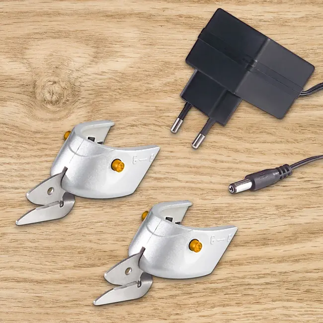 Huismerk Elektrische schaar Maxxcut, geleverd met 2 snijkoppen en laadsnoer