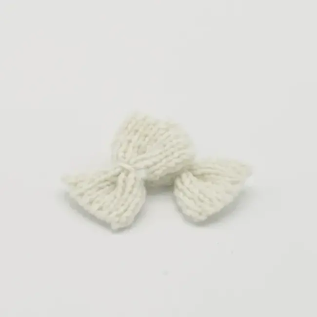 Huismerk Gehaakt Strikje gebroken wit 55 mm