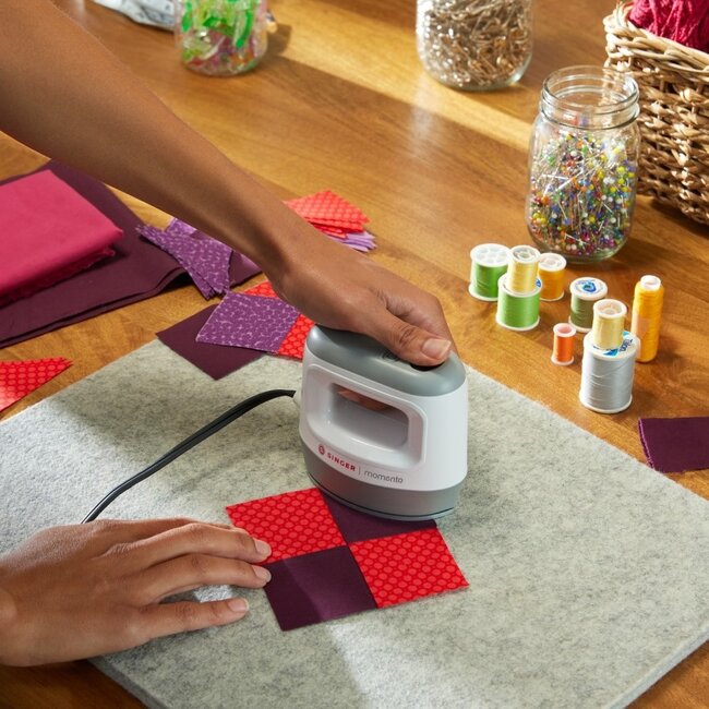 Singer Momento™ Mini Press