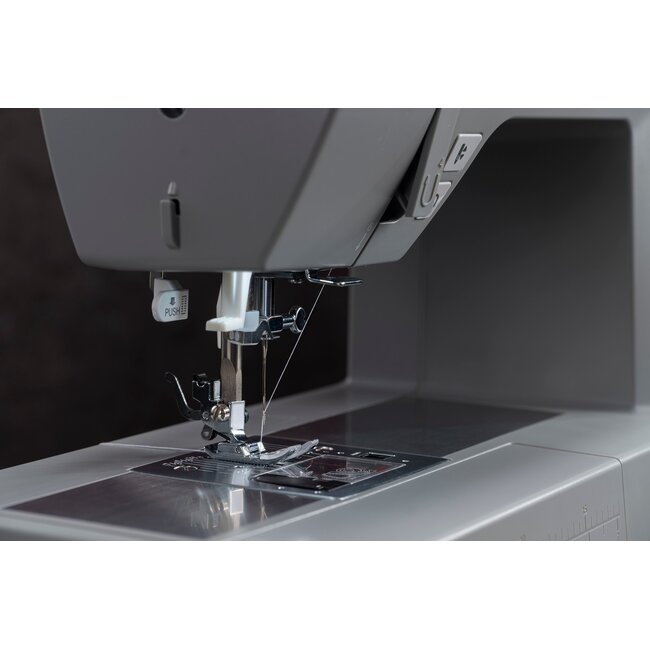 Singer® Heavy Duty™ | 6605