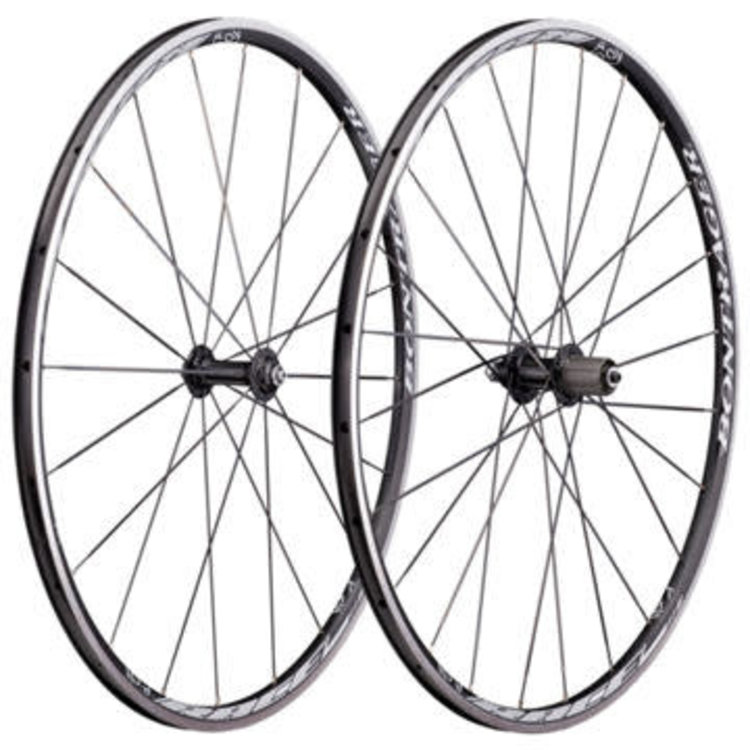 TREK FRONT WHEEL BONTRAGER RC 700 CLIN