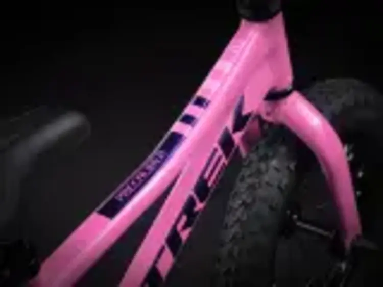 TREK PRECALIBER 12 FLAMINGO PINK