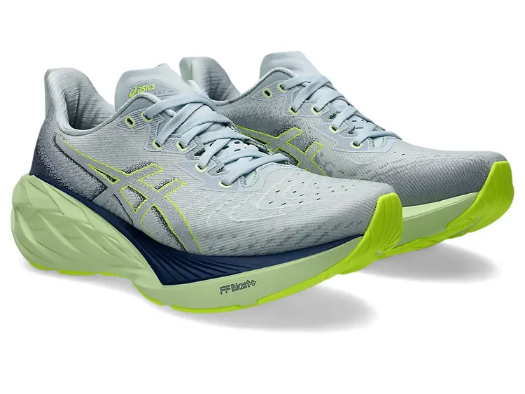 ASICS NOVABLAST 4