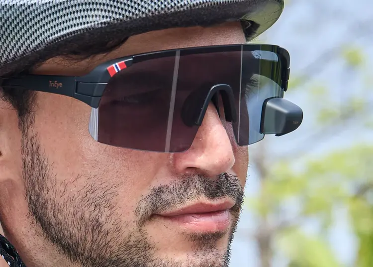 Trieye TRIEYE VIEW SPORT PHOTOCHROMATIC CYCLING GLASSES WITH MIRROR