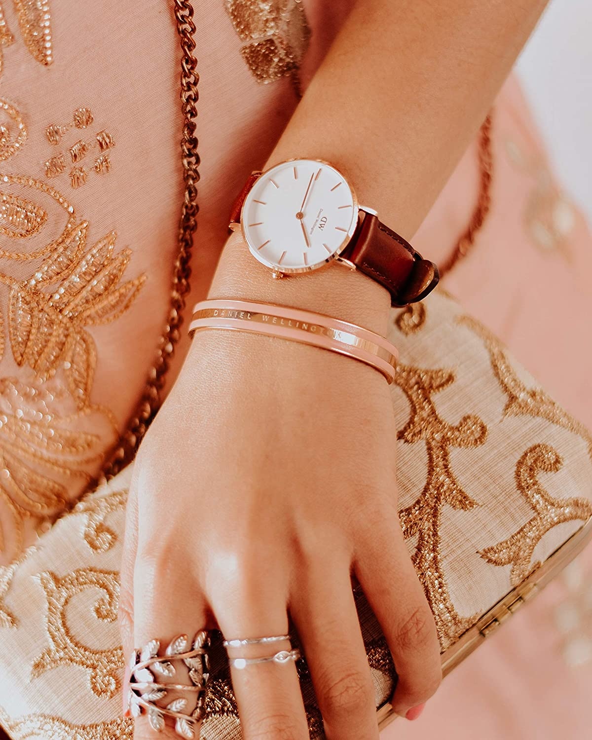 daniel wellington 28