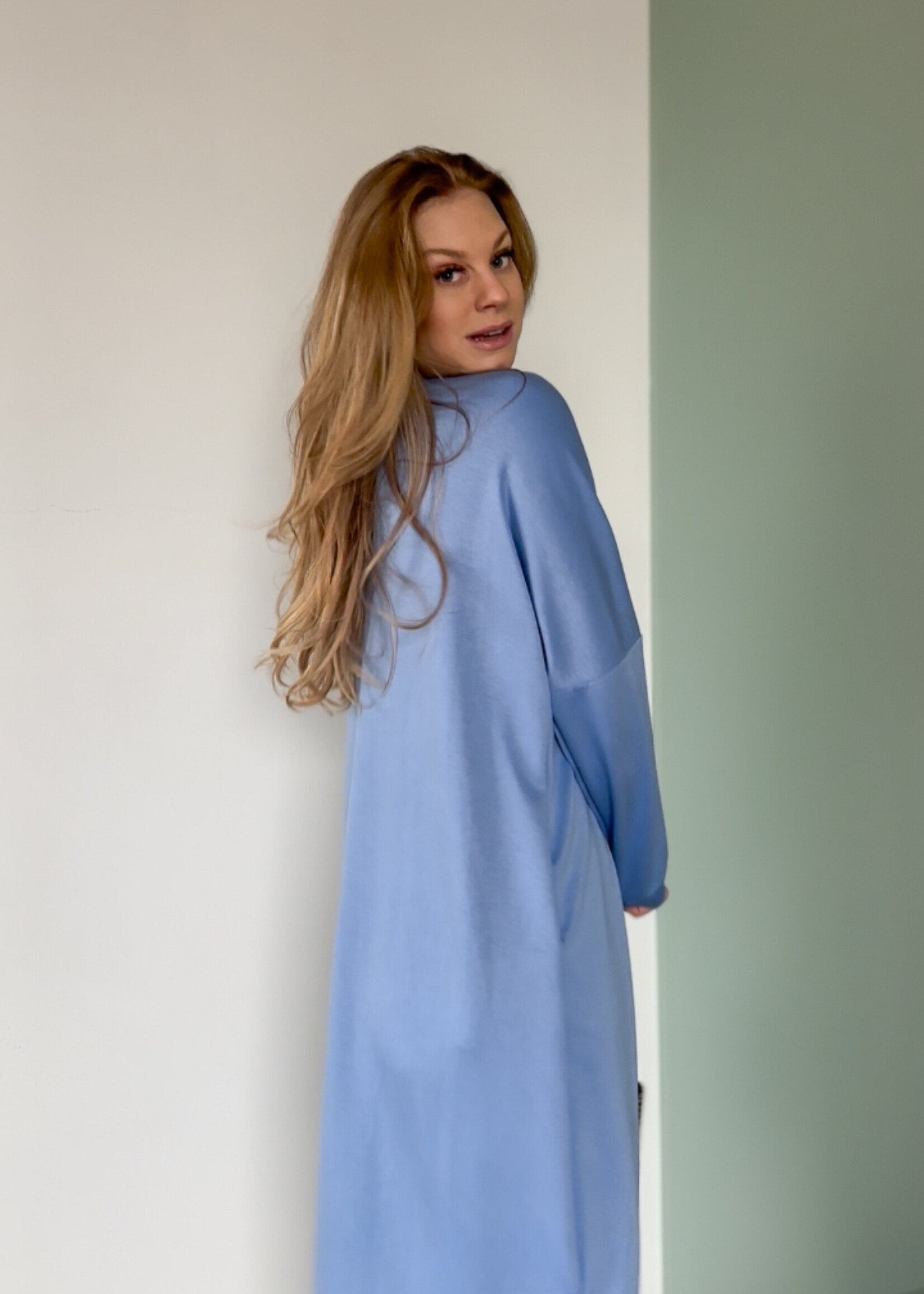 Sweaterdress Romy – Lichtblauw