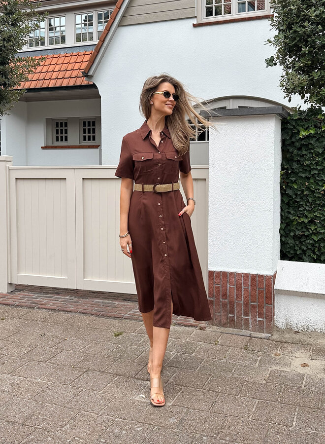Jurk met zakjes en riem – Choco