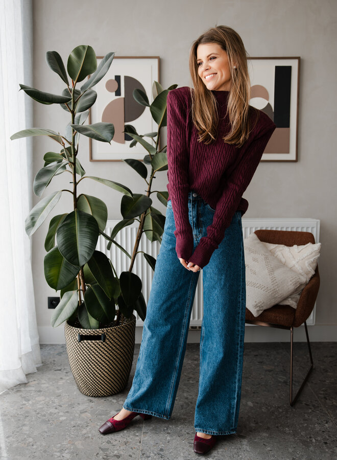 Turtleneck knit – Burgundy