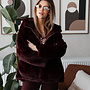 Jasje Faux Fur met kap – Bordeaux