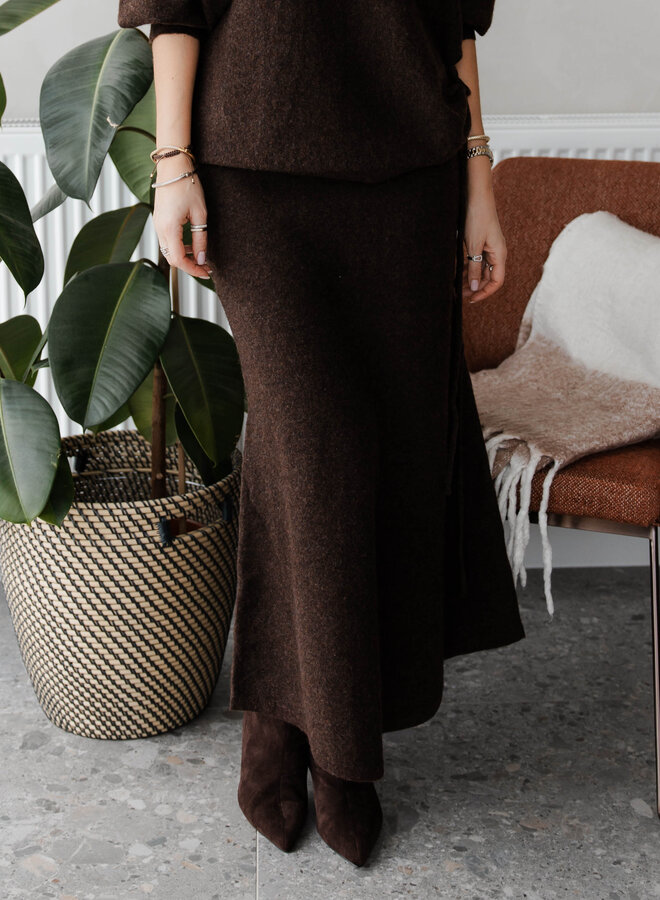 Set knitwear trui boothals + rok soft – Cafe
