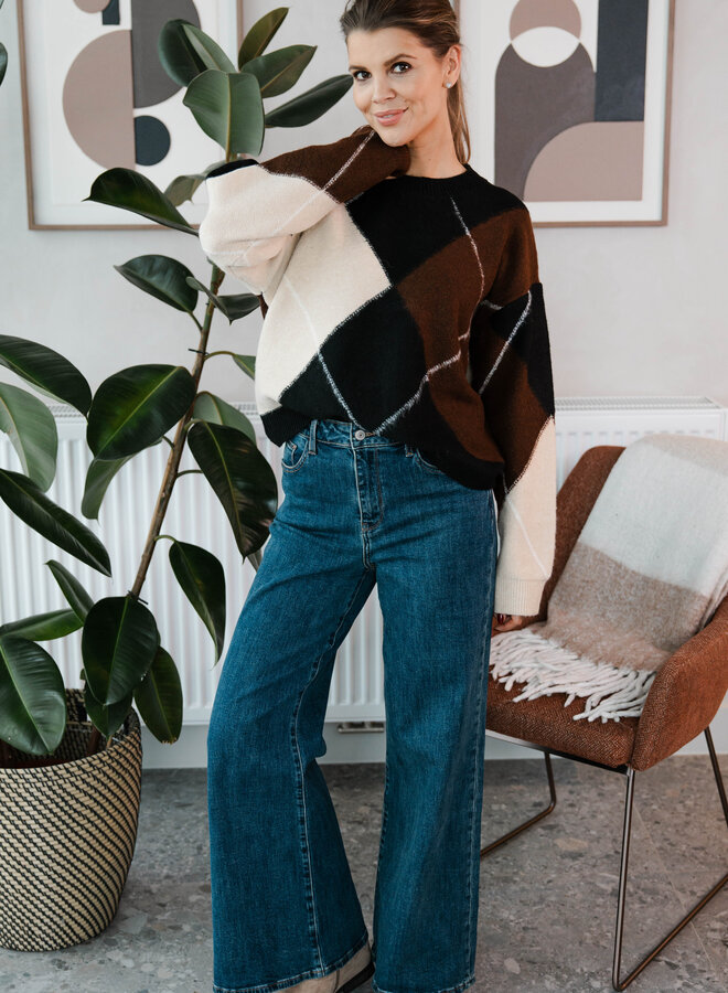 Truitje met ruiten – Black