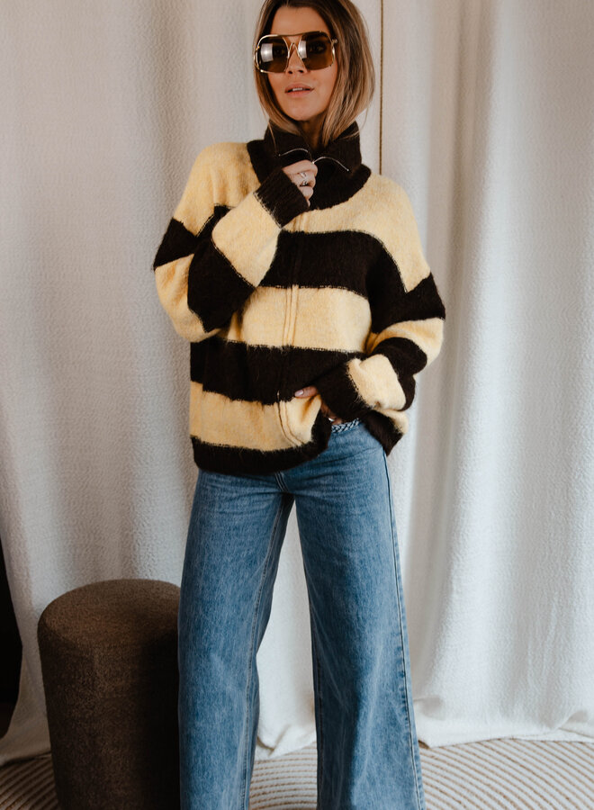 Mathilde Knitwear brede strepen zipper – Coffee/Yellow