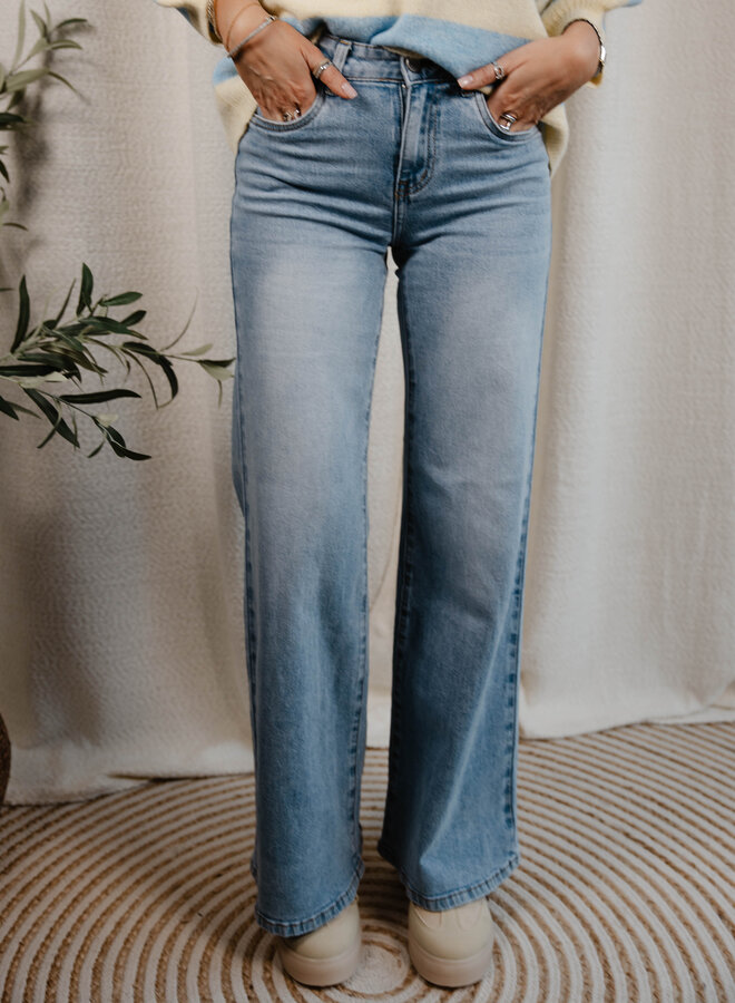 Delia Jeans large – Denim