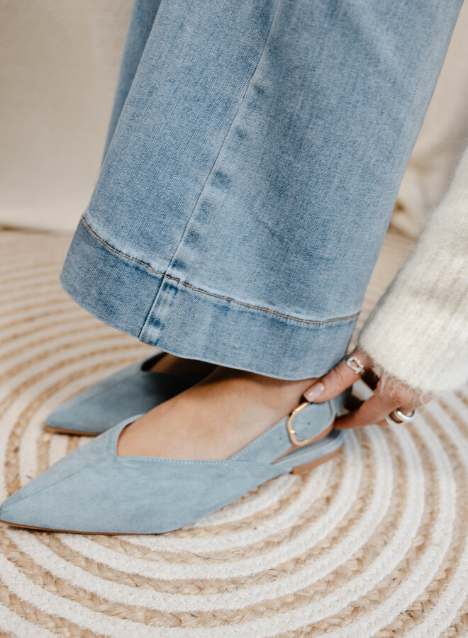 Plat schoentje punt 9755 – Lightblue