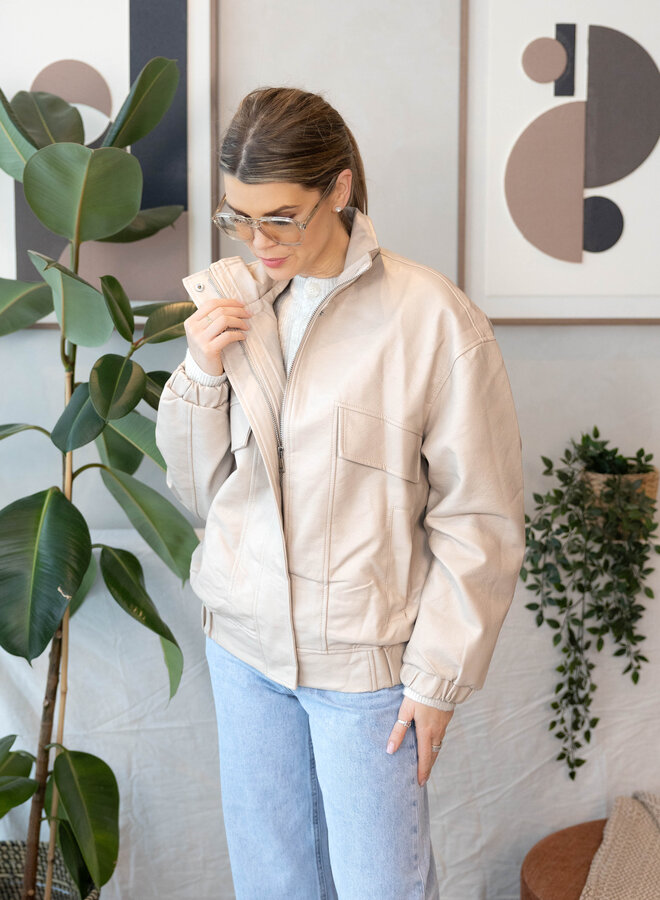 Emina blousonjasje – Beige