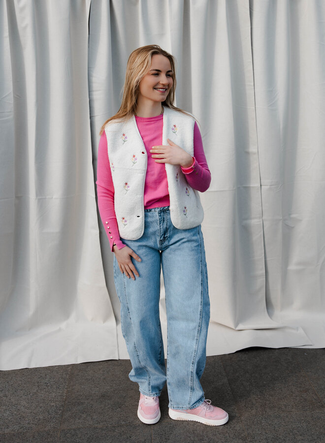 Britt jasje sleevless bloemen – Creme