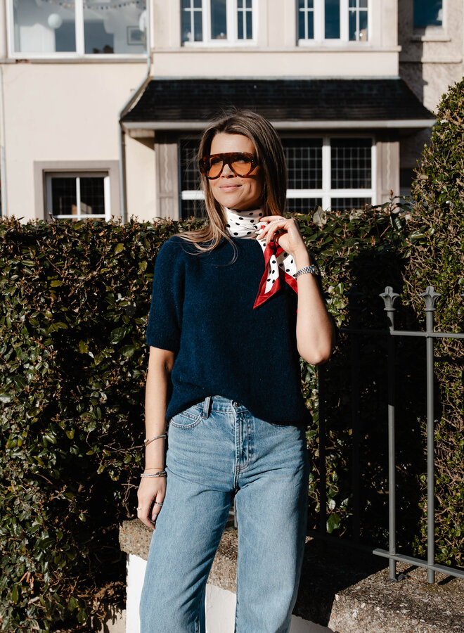 Laura truitje knit ronde hals met korte mouw – Marine