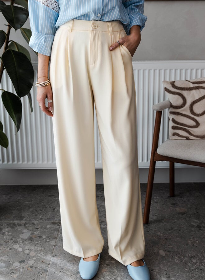 Judith broek los – Yellow