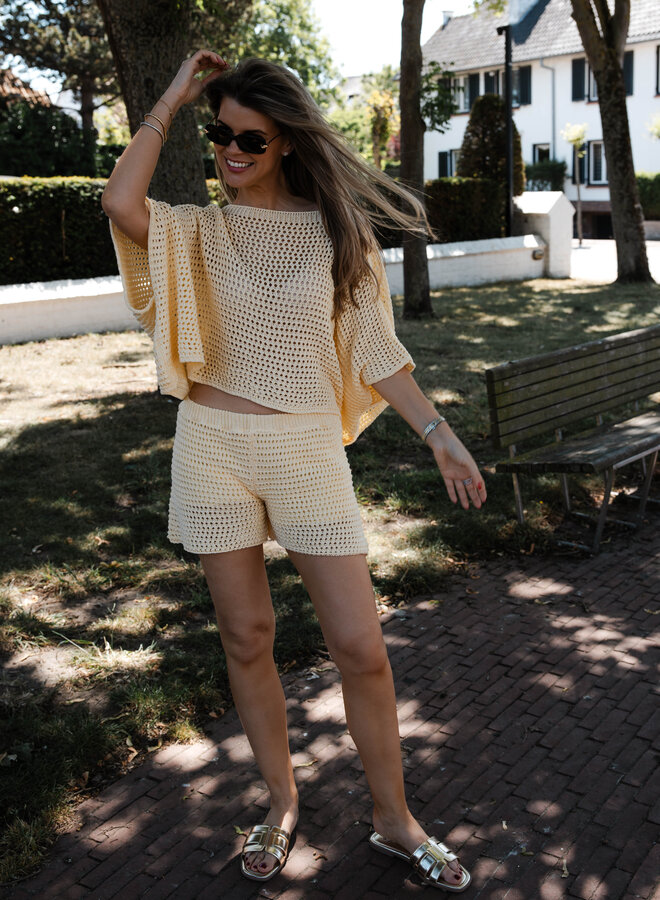 Marie set top + short crocher – Yellow