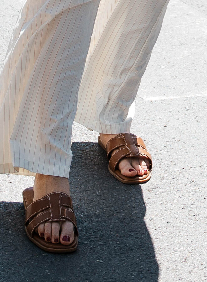 Slipper plat H8-1207X – Camel