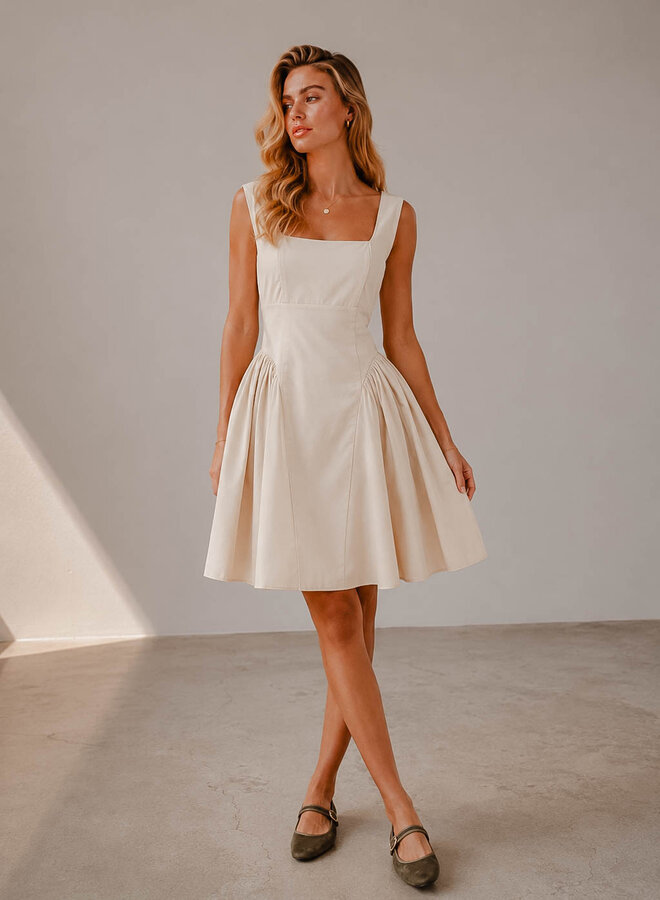 Jill jurk kort met strik – Beige