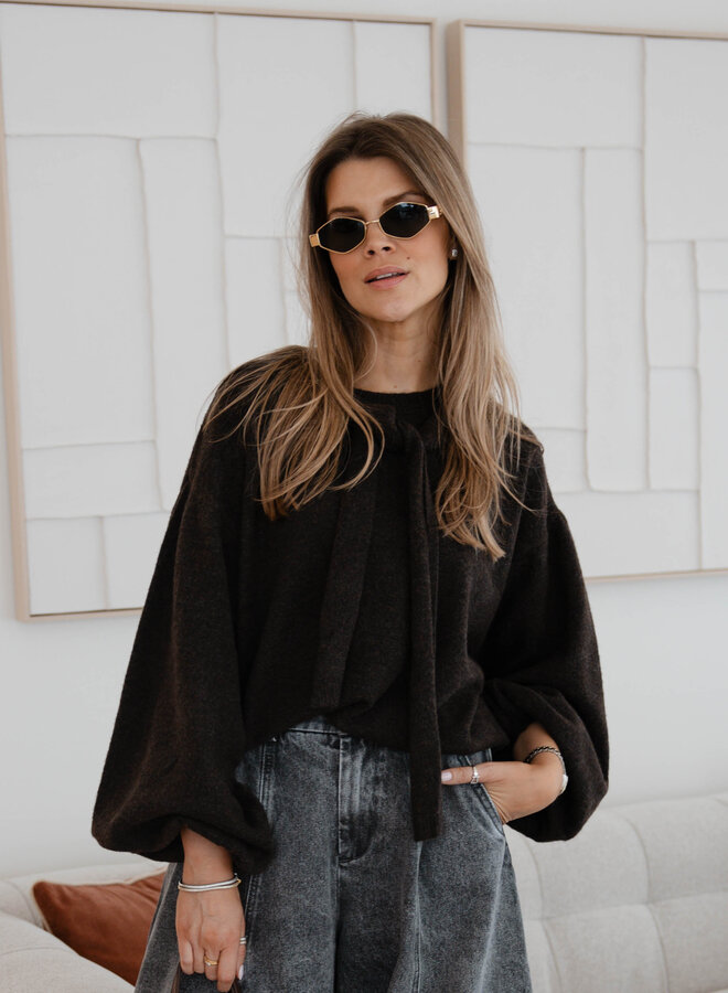 Carina sweatertrui met sjaal – Brown