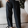 Noemi Barrel broek riem – Smoke