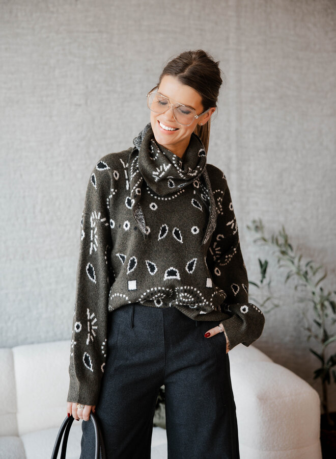 Fiona knitwear met sjaaltje paisley print – Kaki