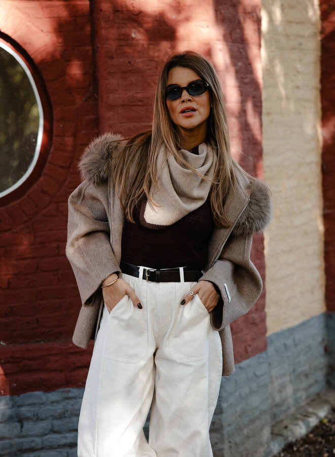 Sela cape faux fur – Taupe