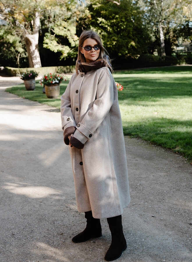 Daisy jas lang met kap – Beige