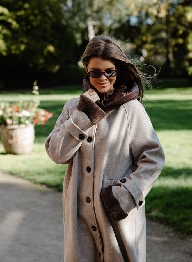 Daisy jas lang met kap – Beige