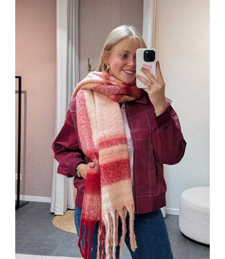 COZY SCARF - RED STRIPE