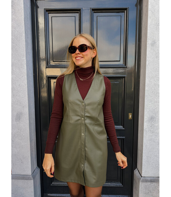 Estee coltruitje donkerbruin