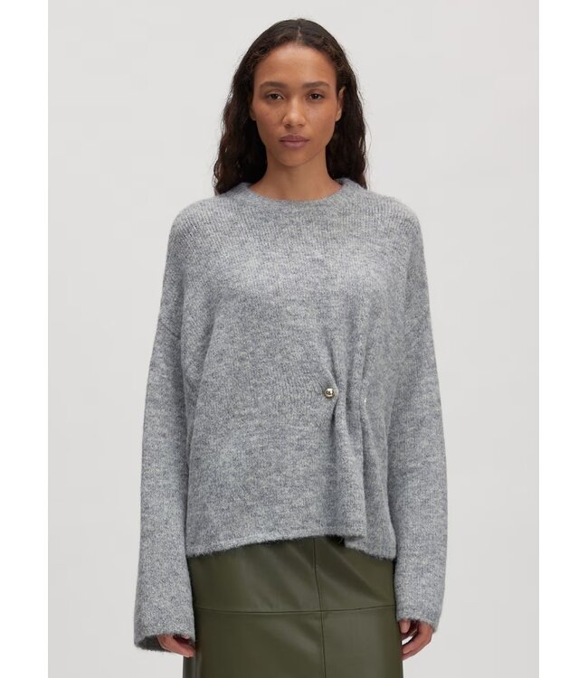 Edited Noorie pull lichtgrijs