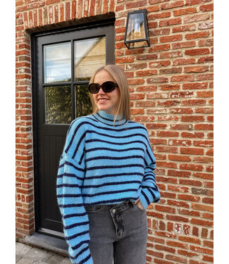 Maisie pull blauw