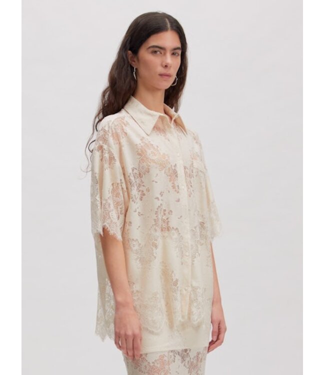 Bella kanten blouse crème