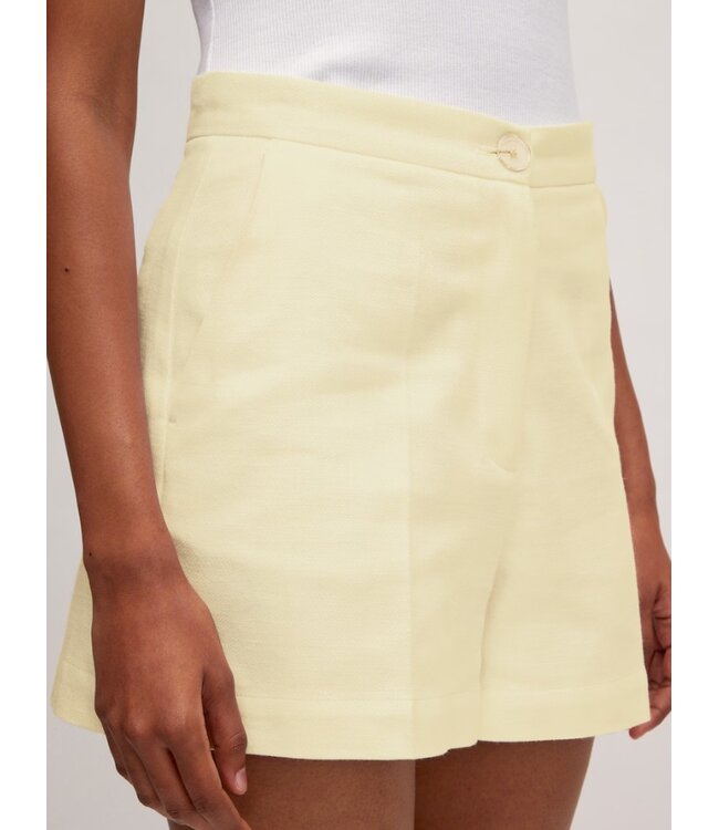Vincenza short geel