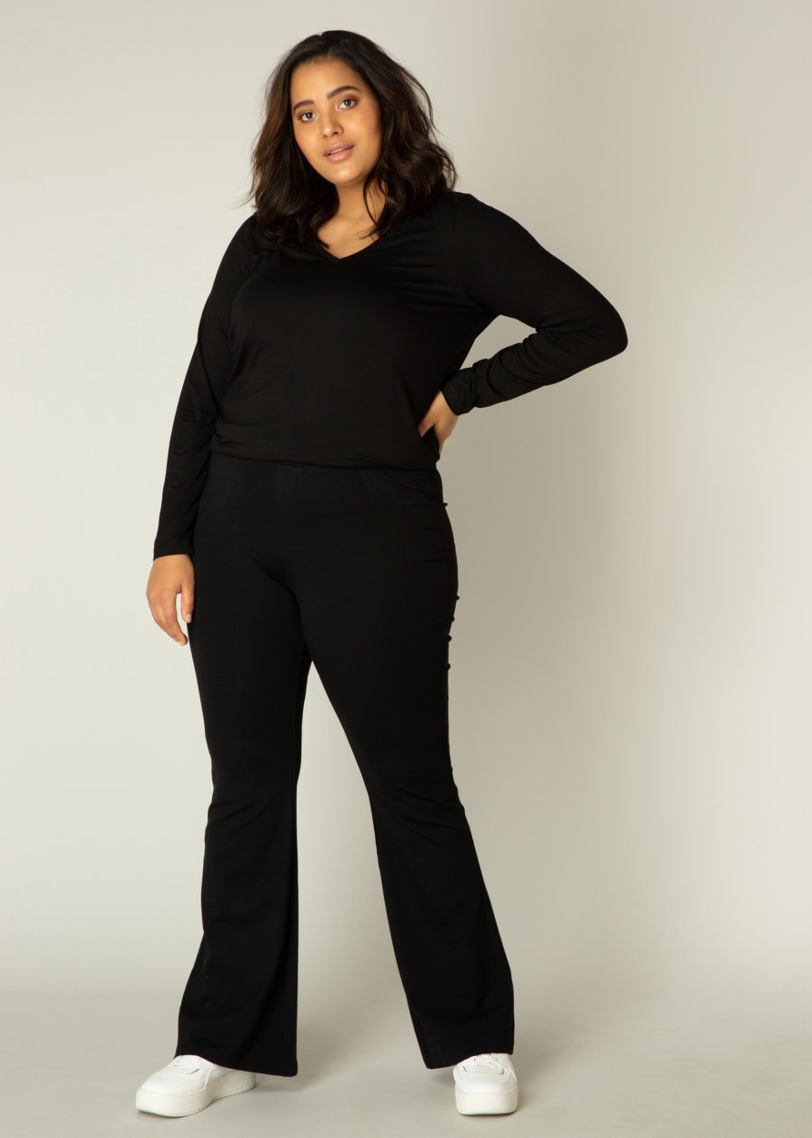 Base Level Curvy Allie Tregging flare fit (7000011)