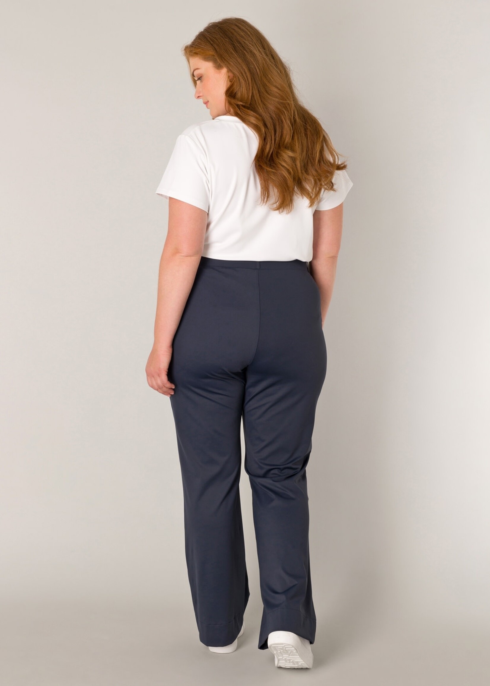 Base Level Curvy Travelbroek  Lori Base Level (7000118)