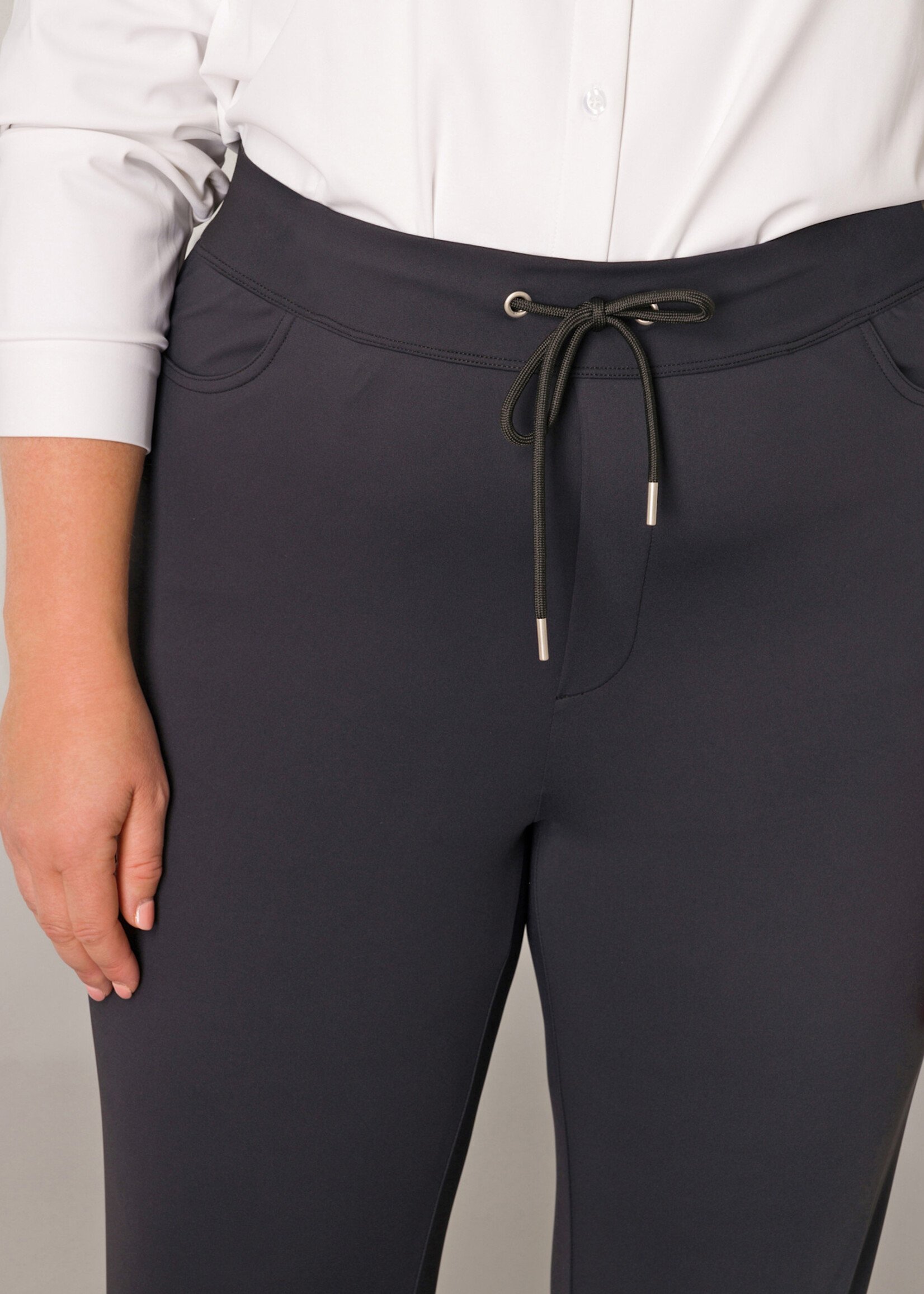 Base Level Curvy Travelbroek Liana Base Level (7000117)