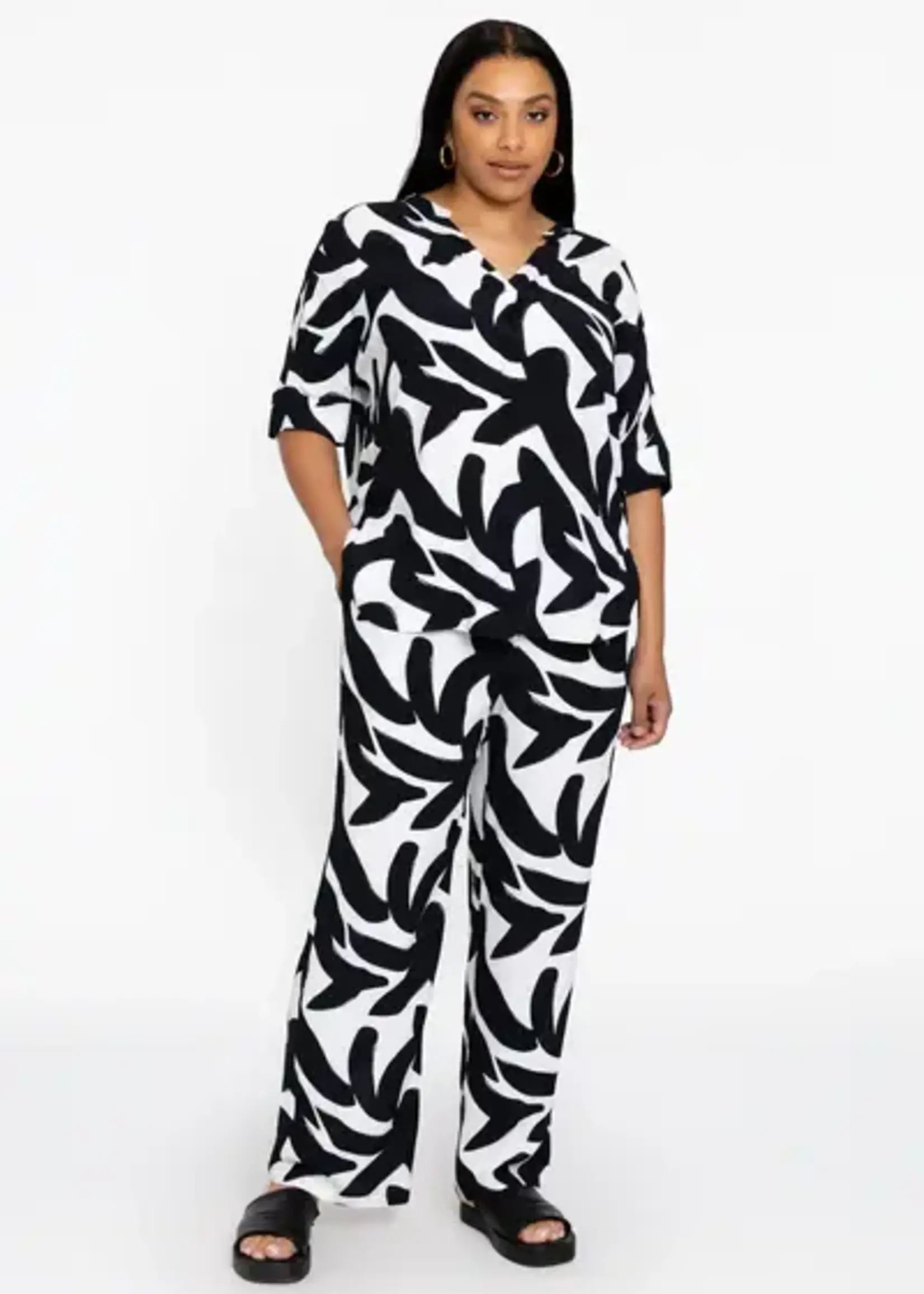 Yoek Tuniek Koons Yoek  (WL28406)