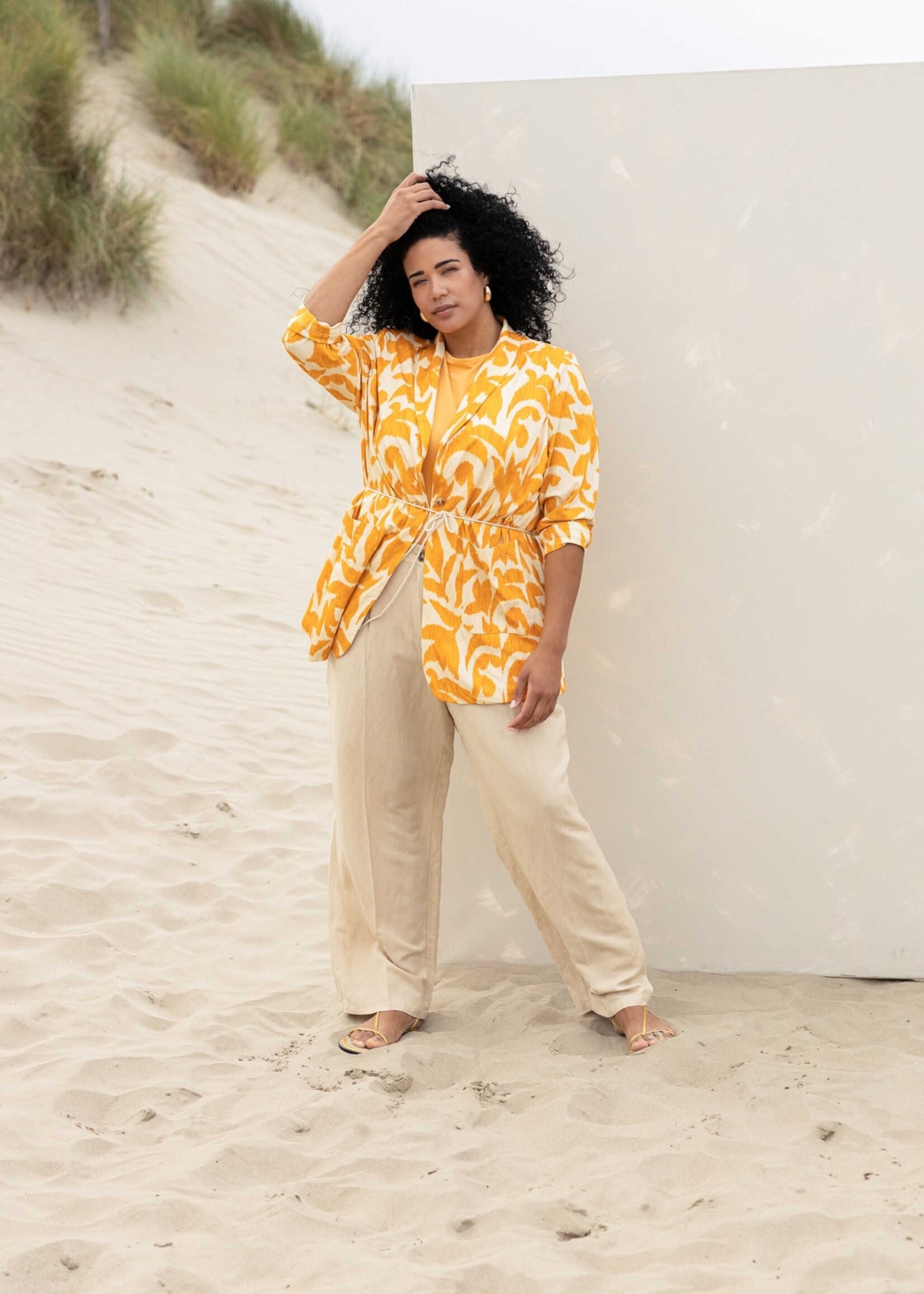 Yest Curve Blazer Hale Ess Yesta (A005263)