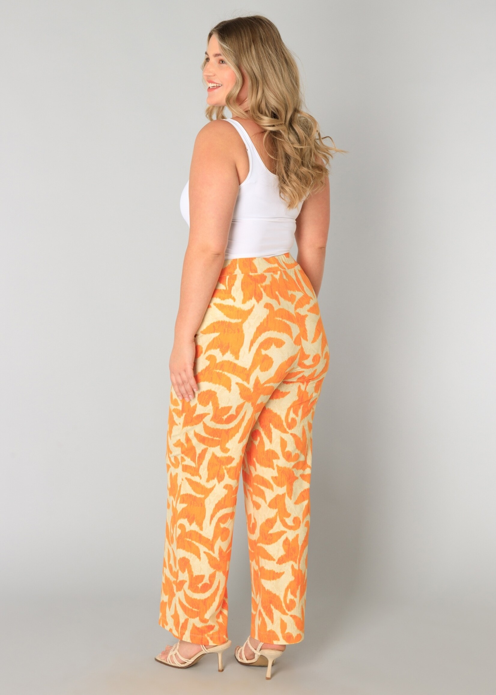 Yest Curve Pantalon Hajar Essential Yesta (A005264)