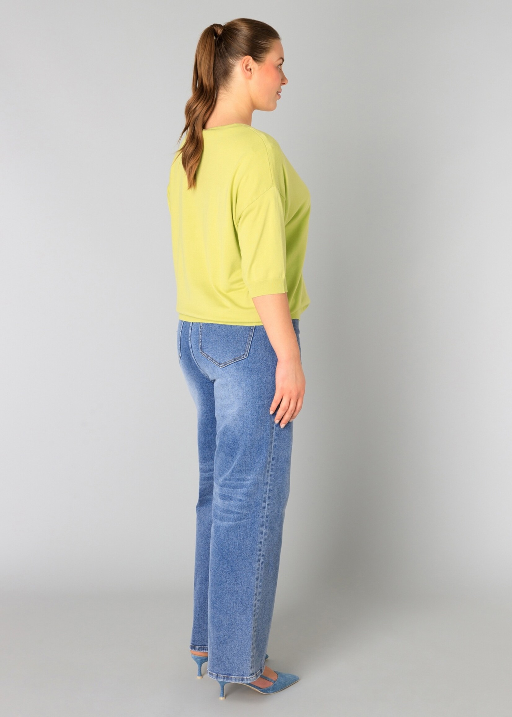 Yest Curve Vest Veerle Yesta (A005132)