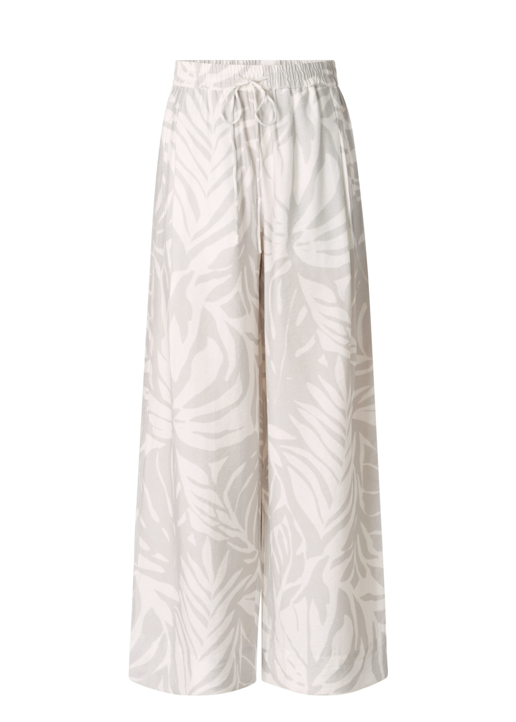 Yest Curve Broek Urmi Yesta
