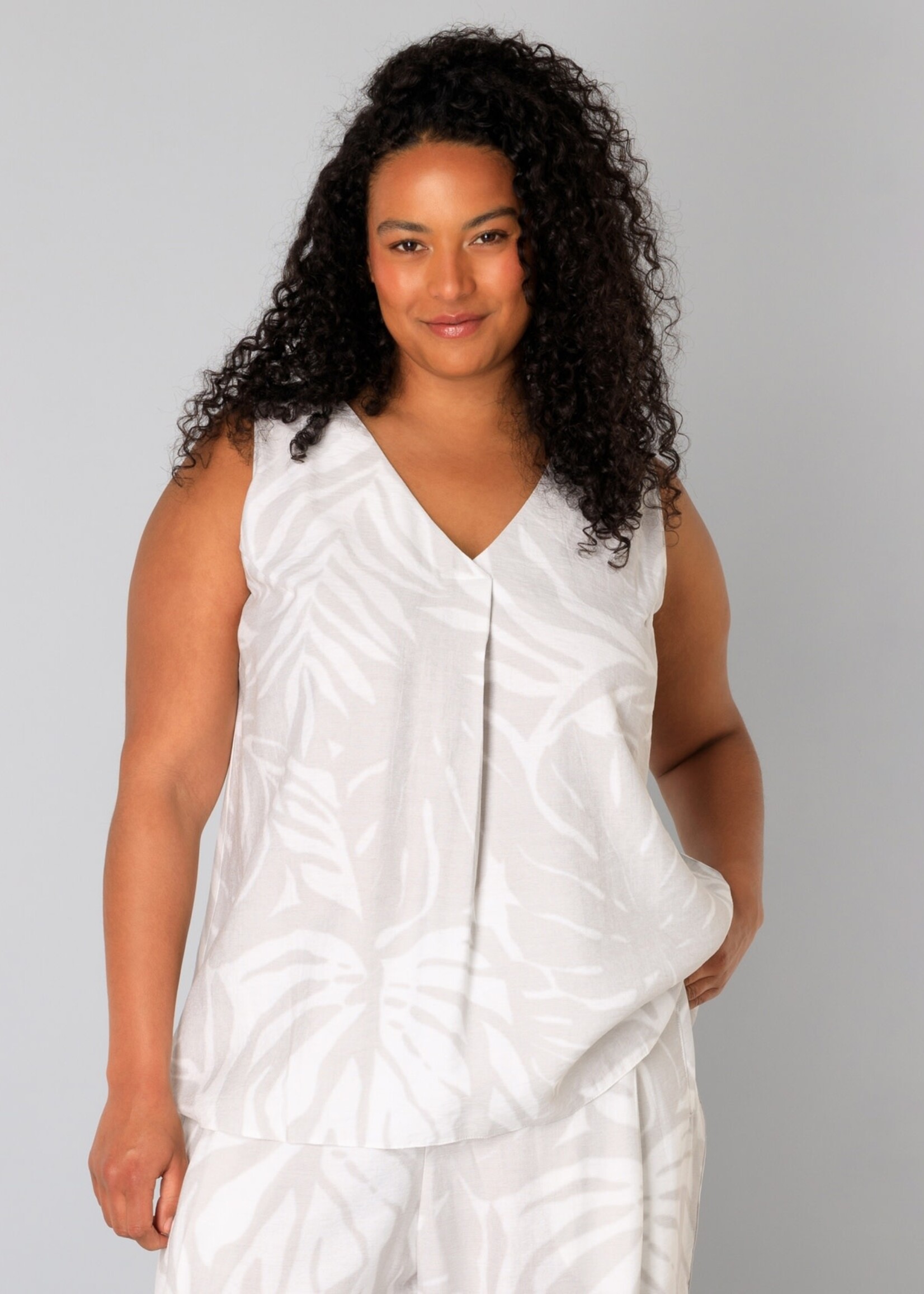 Yest Curve Singlet Ursa Yesta